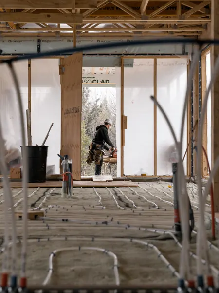 On site — April 2026 — 032