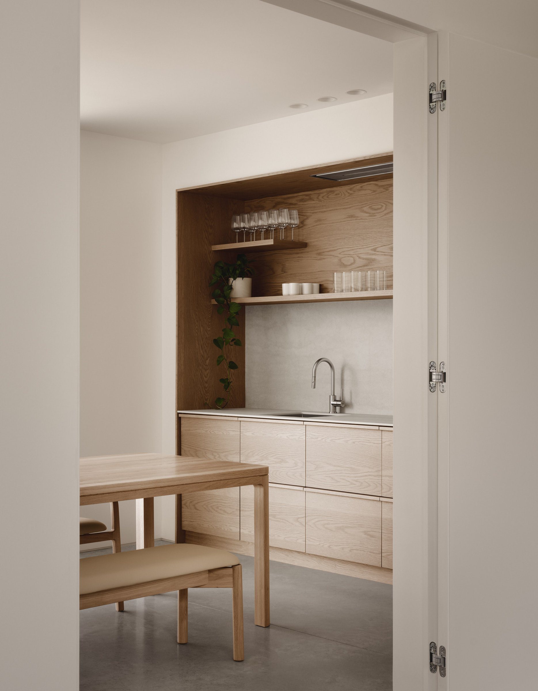 L’Atelier — 08