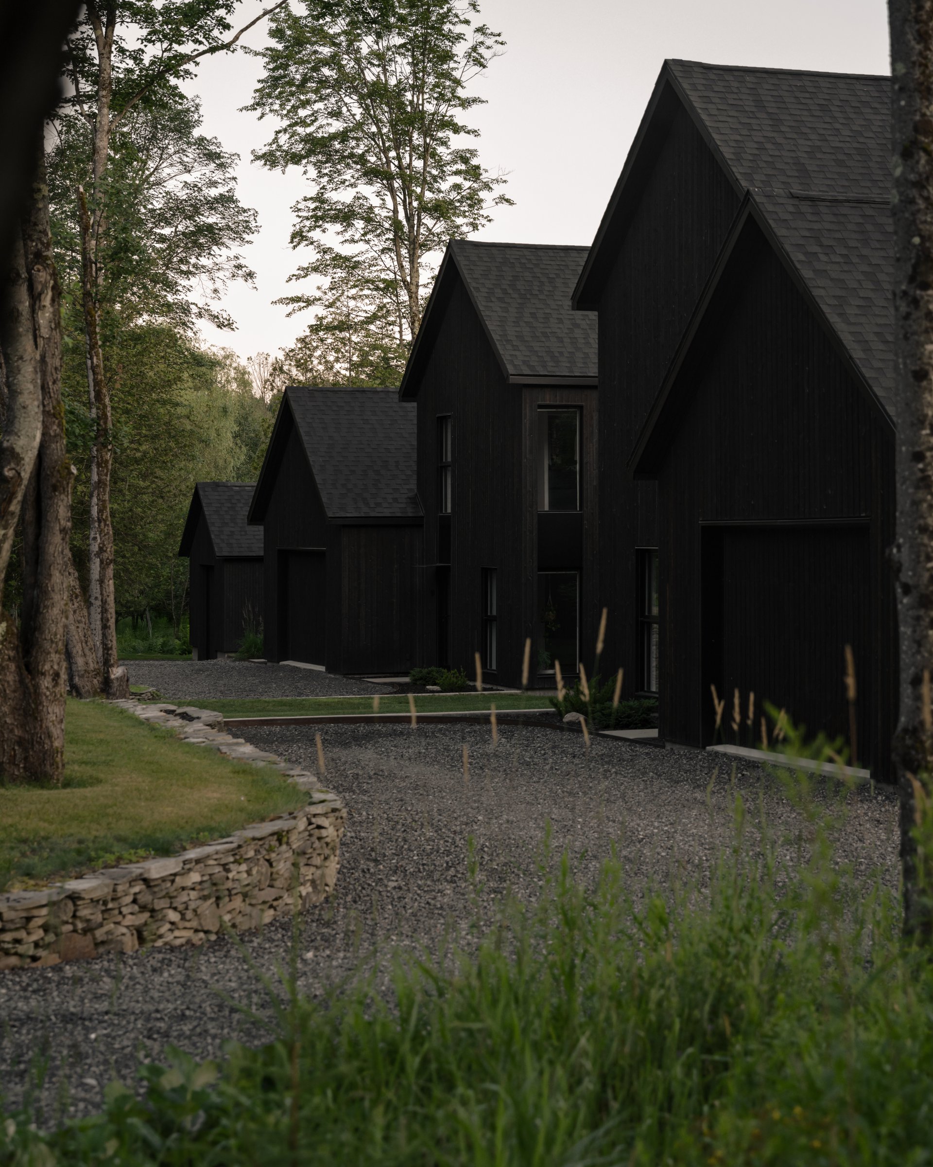 Les Jumelles — 03