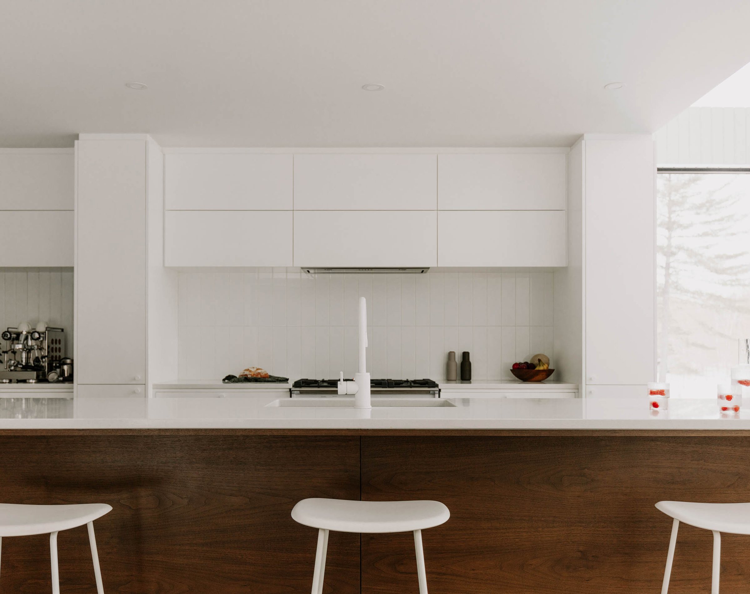 Les Jumelles — 48