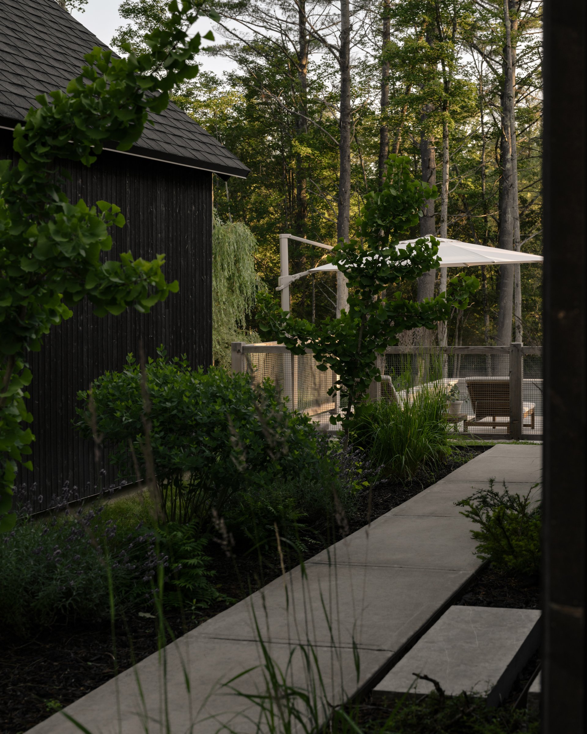 Les Jumelles — 72